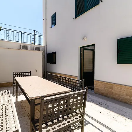 The Place Okrug Gornji Apartment